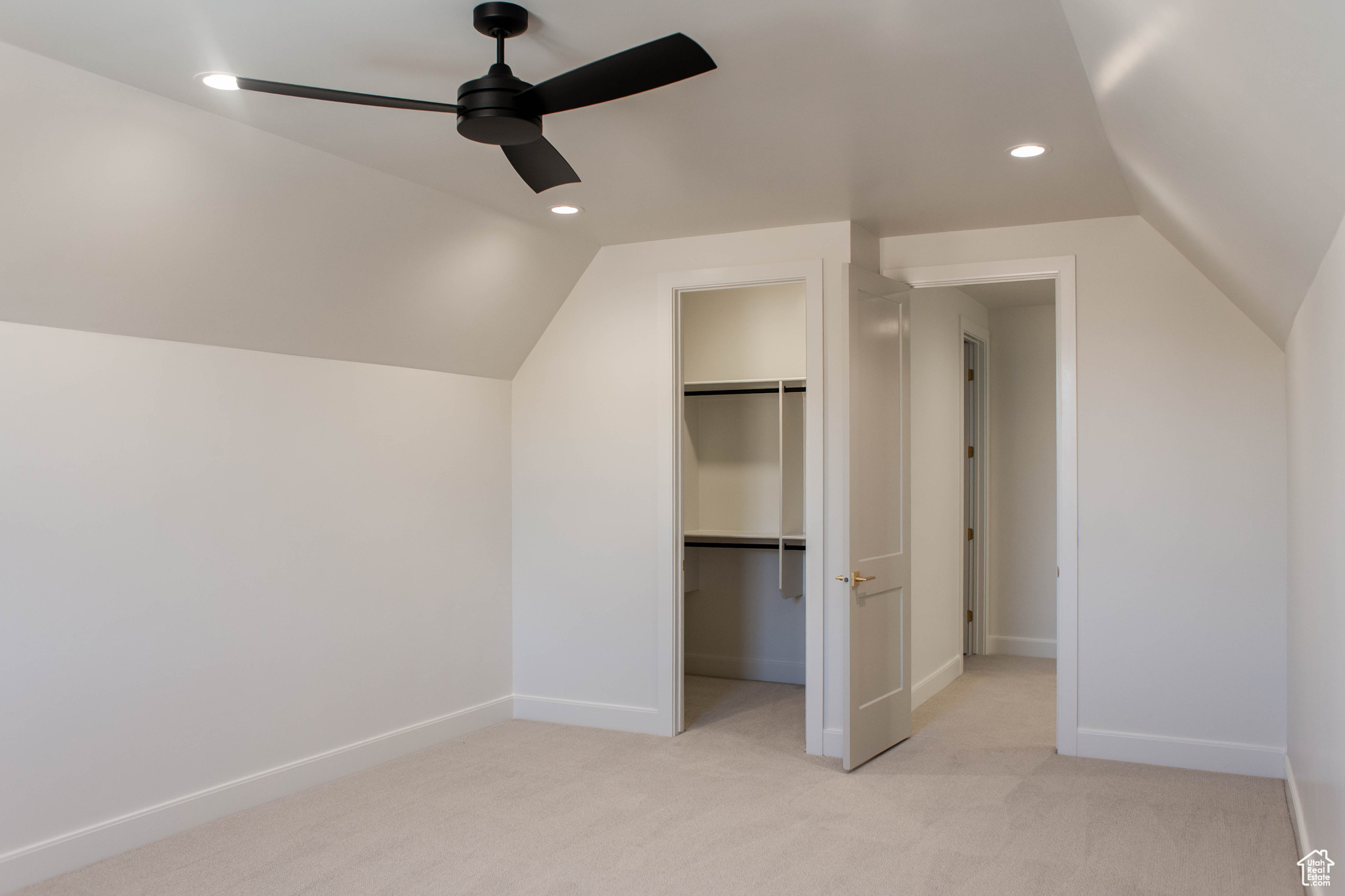 QUEENSRIDGE - Residential