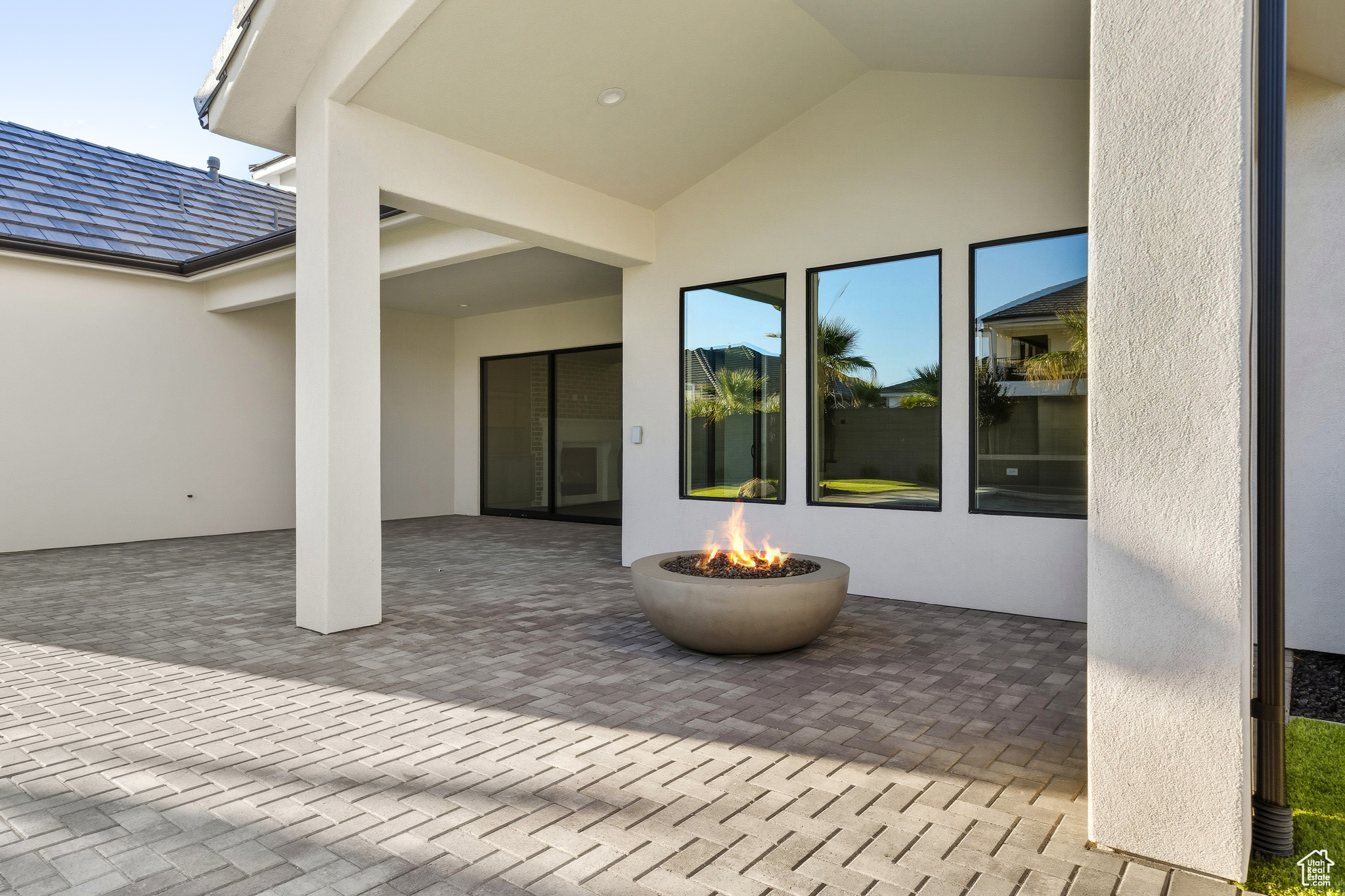 QUEENSRIDGE - Residential