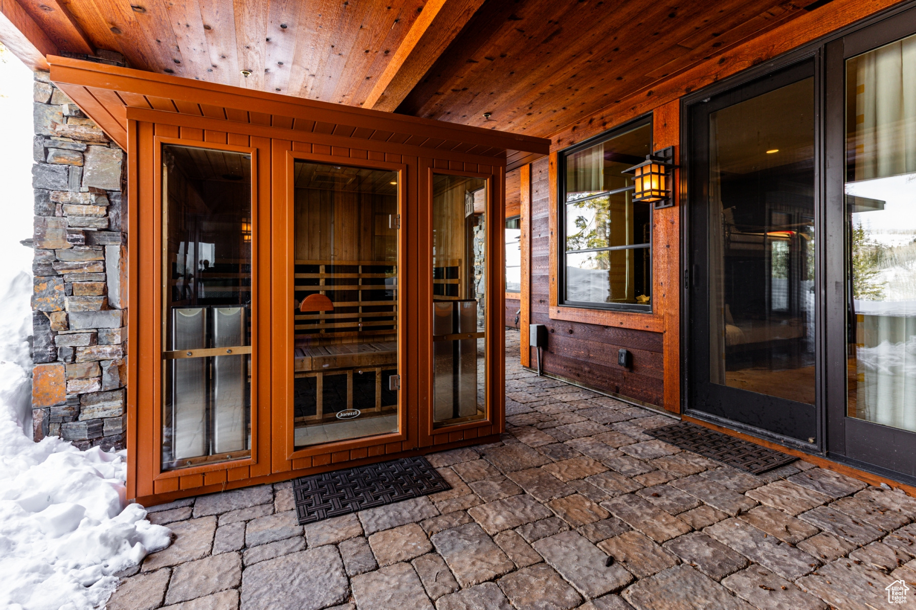 NAKOMA CONDOMINIUM - Residential Lease