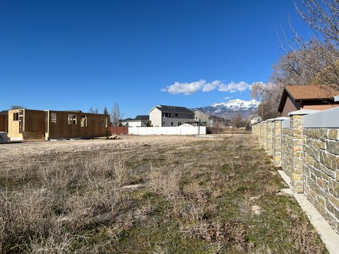Tiny photo for 674 W 1590 N #11, Pleasant Grove, UT 84062 (MLS # 2123206)