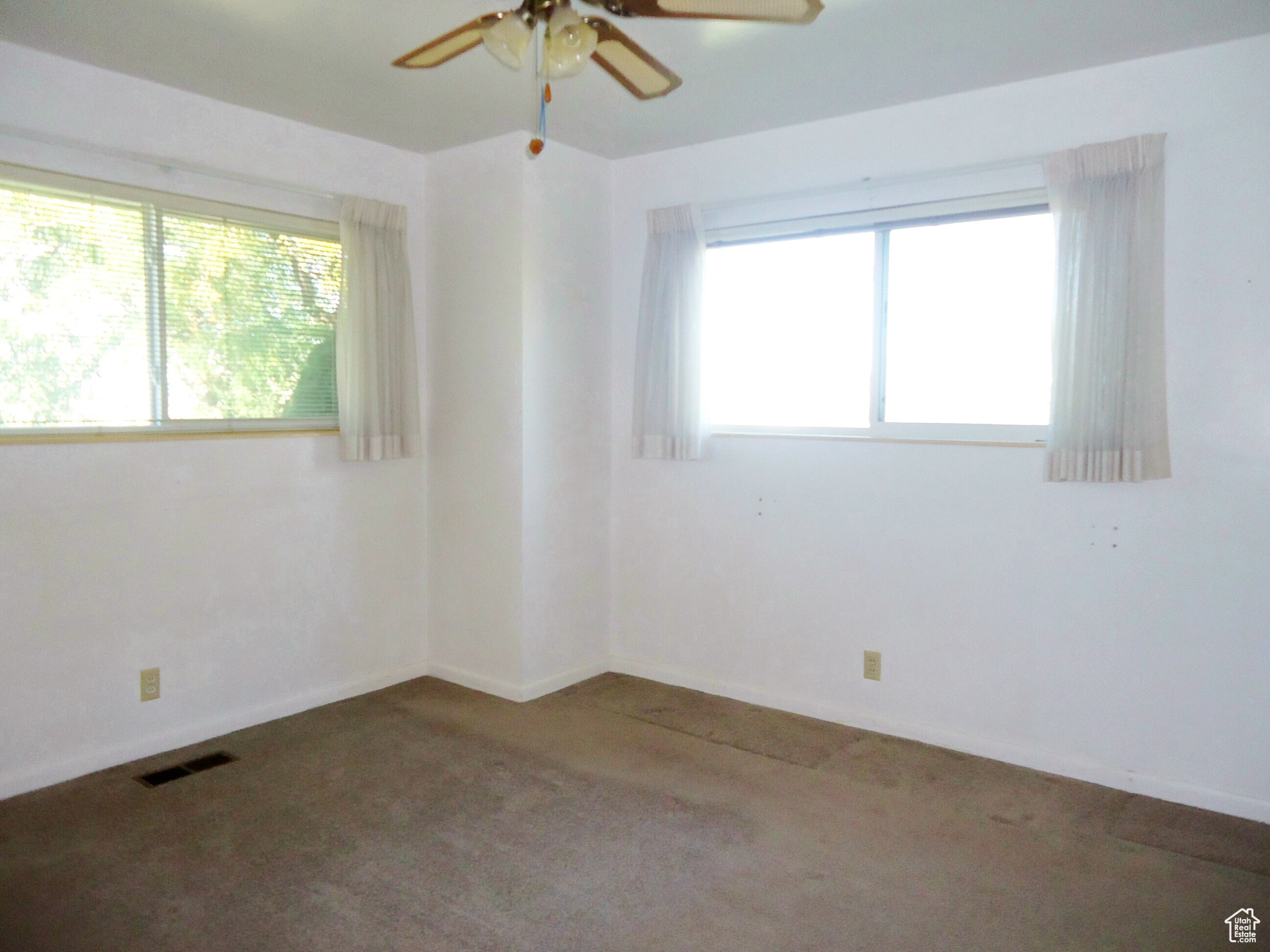 HILLCREST - Residential