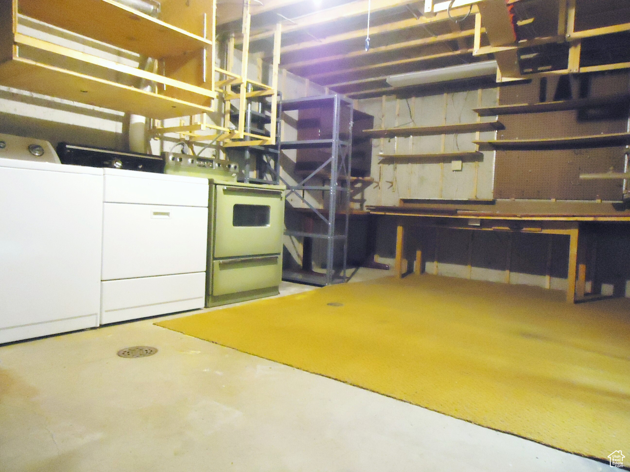 HILLCREST - Residential