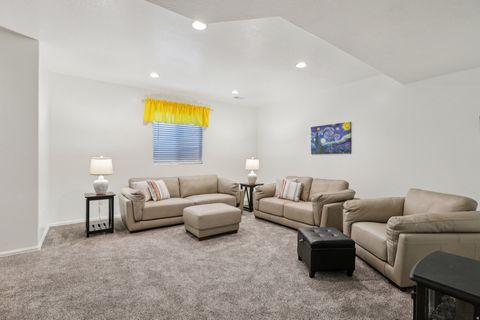 Tiny photo for 566 E 9270 S, Sandy, UT 84070 (MLS # 2142435)