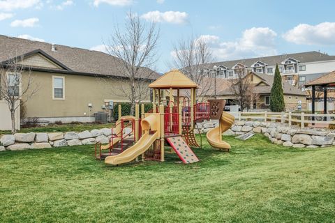 Tiny photo for 566 E 9270 S, Sandy, UT 84070 (MLS # 2142435)