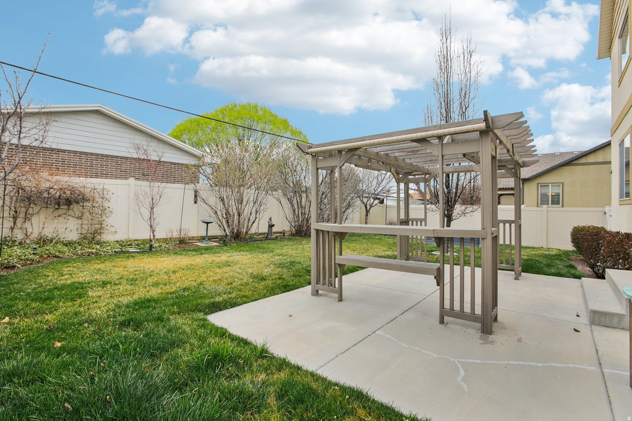 ROSE GARDEN - Residential