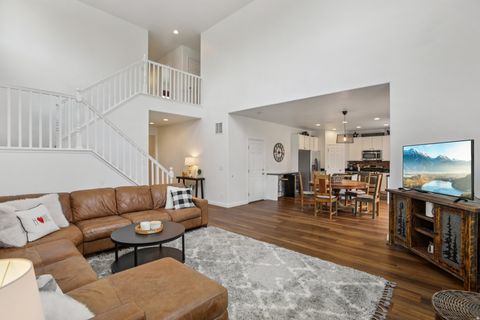 Tiny photo for 566 E 9270 S, Sandy, UT 84070 (MLS # 2142435)
