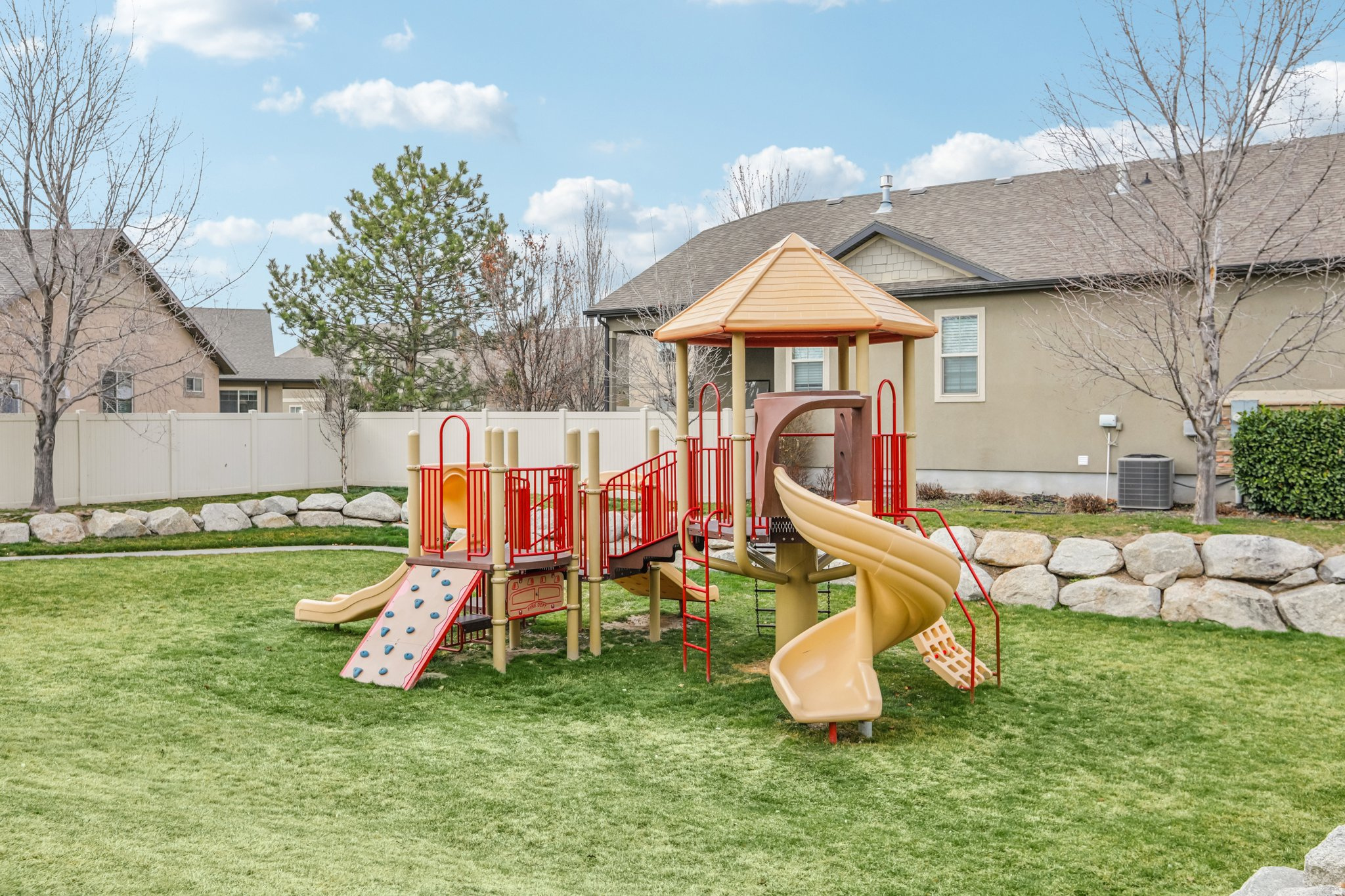 ROSE GARDEN - Residential