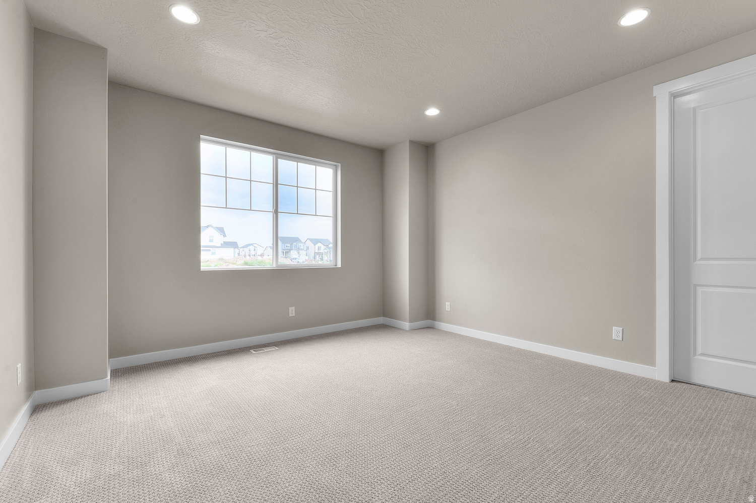 HIDDEN OAKS COLLECTION 608 - Residential