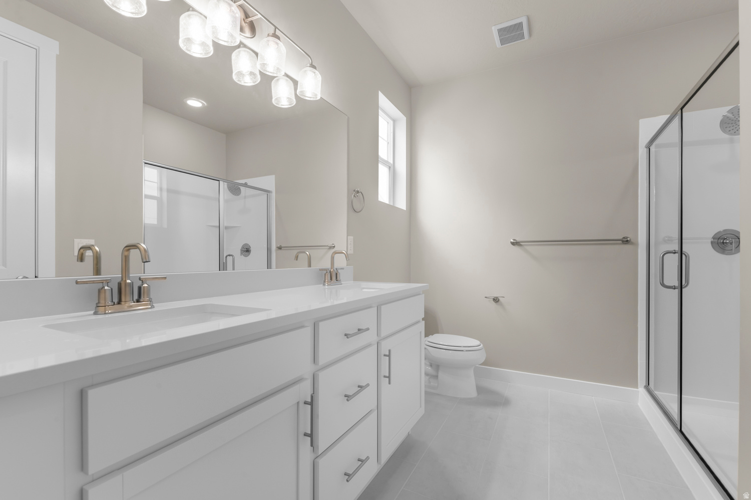 HIDDEN OAKS COLLECTION 608 - Residential