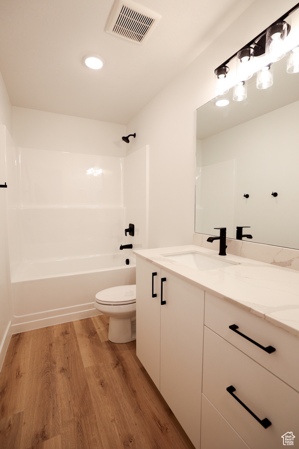 GOLDEN FOREST - Residential