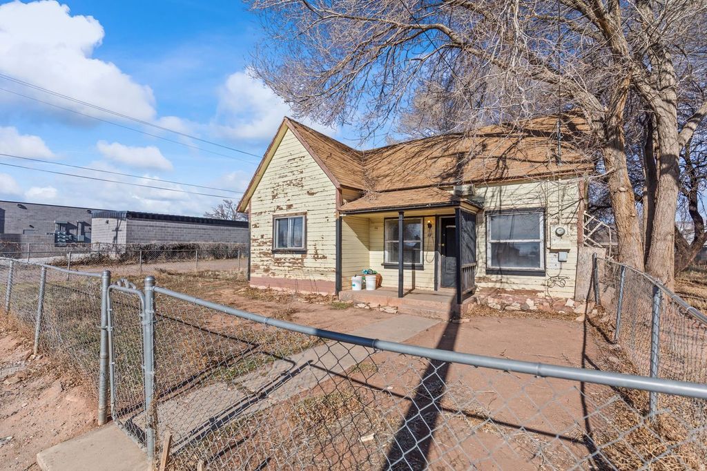Photo of 59 E 400 S, Richfield, UT 84701 (MLS # 2131680)
