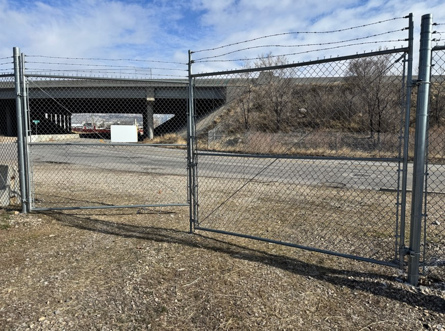 PLAT A BIG FIELD SUR - Commercial Lease