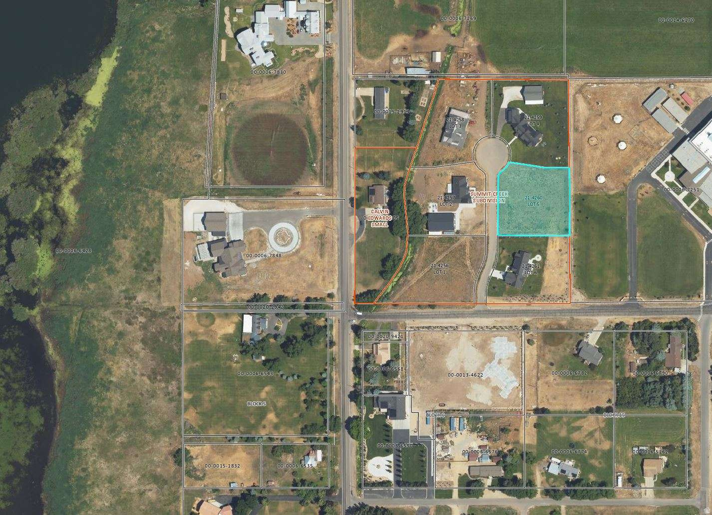 SUMMIT CREEK SUBDIVISION - Land