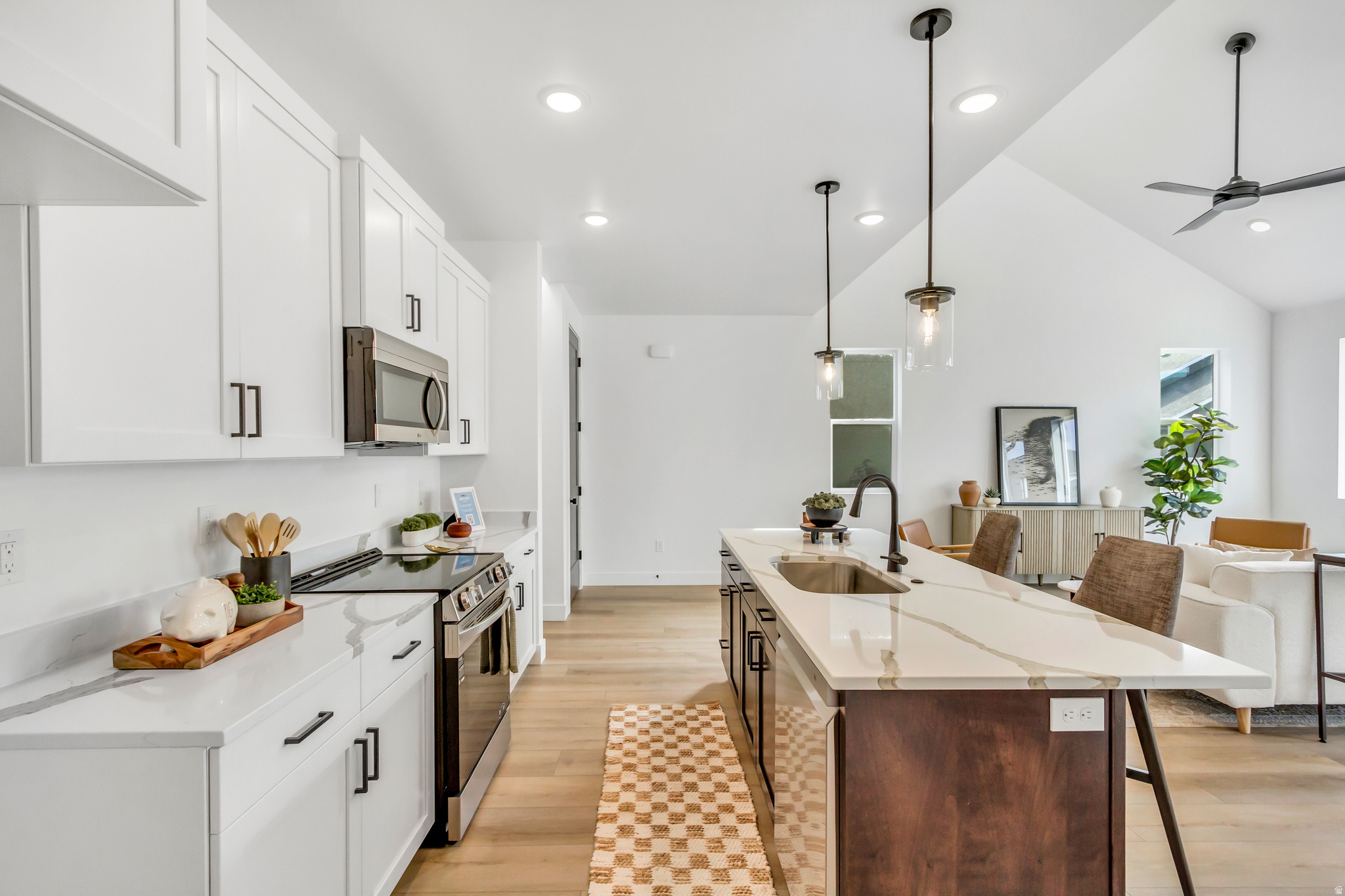 ARROWHEAD RANCH - Residential