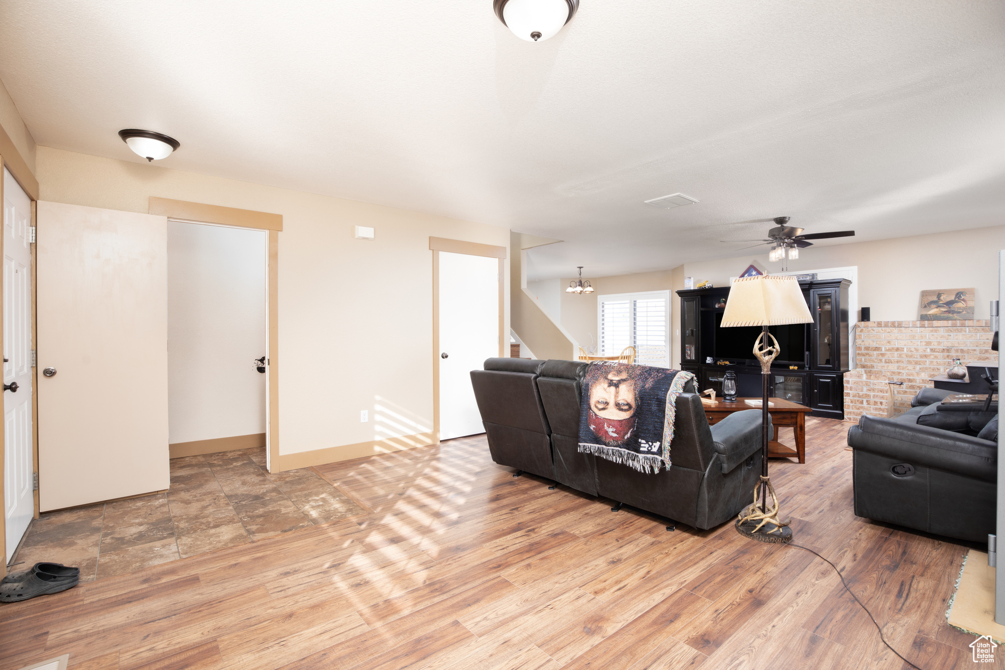 6896 W Tracy Rd, Herriman, Utah image 4