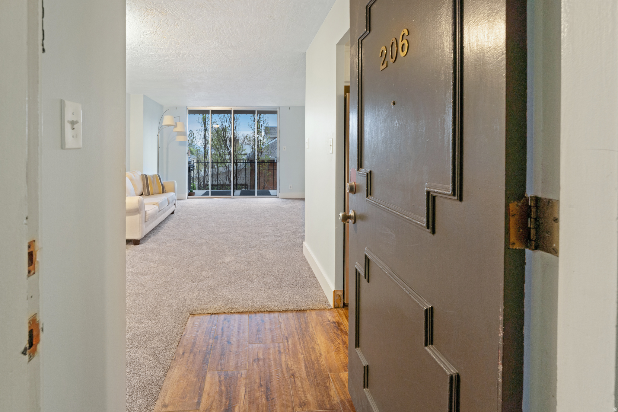 CARLTON TOWERS - Residential