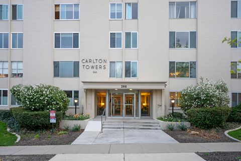 Photo of 266 E 4TH AVE #206, Salt Lake City, UT 84103 (MLS # 2147035)