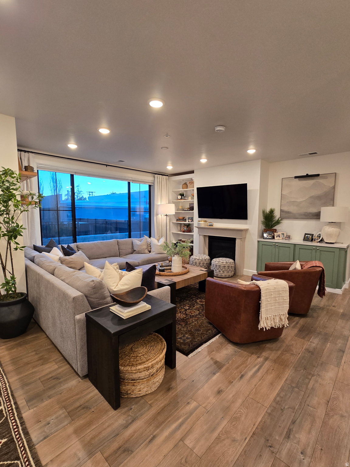 THE STATION - Residential