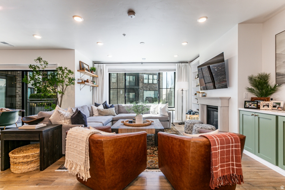 THE STATION - Residential