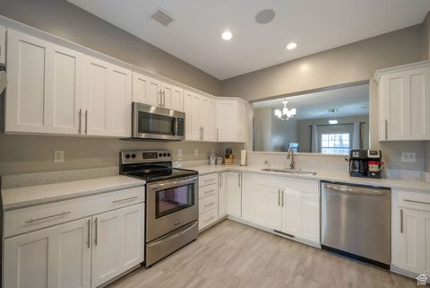 Tiny photo for 11078 S TOPVIEW RD W, South Jordan, UT 84009 (MLS # 2116683)