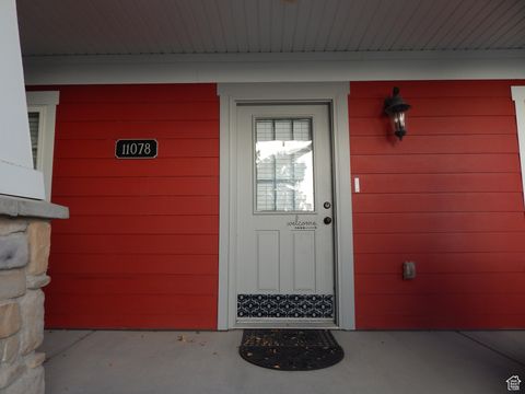 Tiny photo for 11078 S TOPVIEW RD W, South Jordan, UT 84009 (MLS # 2116683)