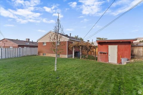 Tiny photo for 235 W 4600 S, Washington Terrace, UT 84405 (MLS # 2113236)