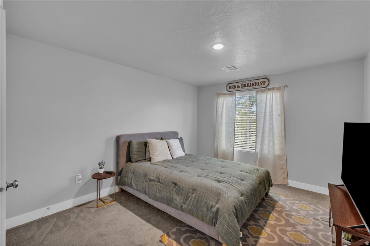 SAGE CANYON - Residential