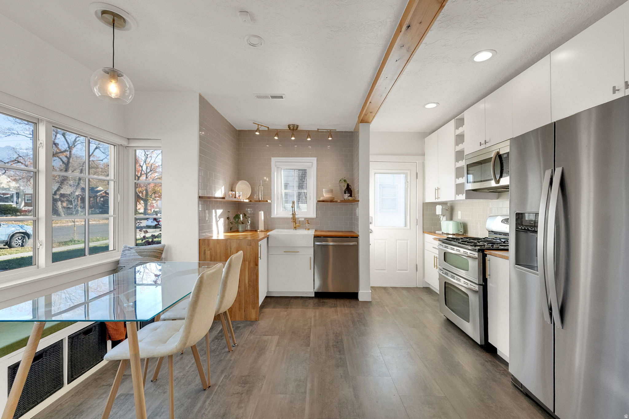 HIGHLAND PARK - Residential