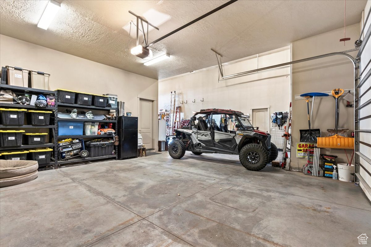 SUMMIT HAVEN - Residential