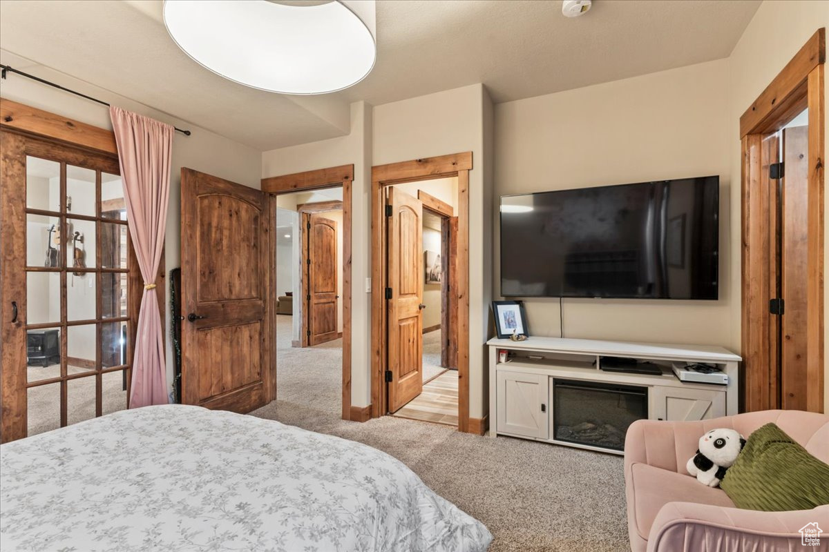 SUMMIT HAVEN - Residential