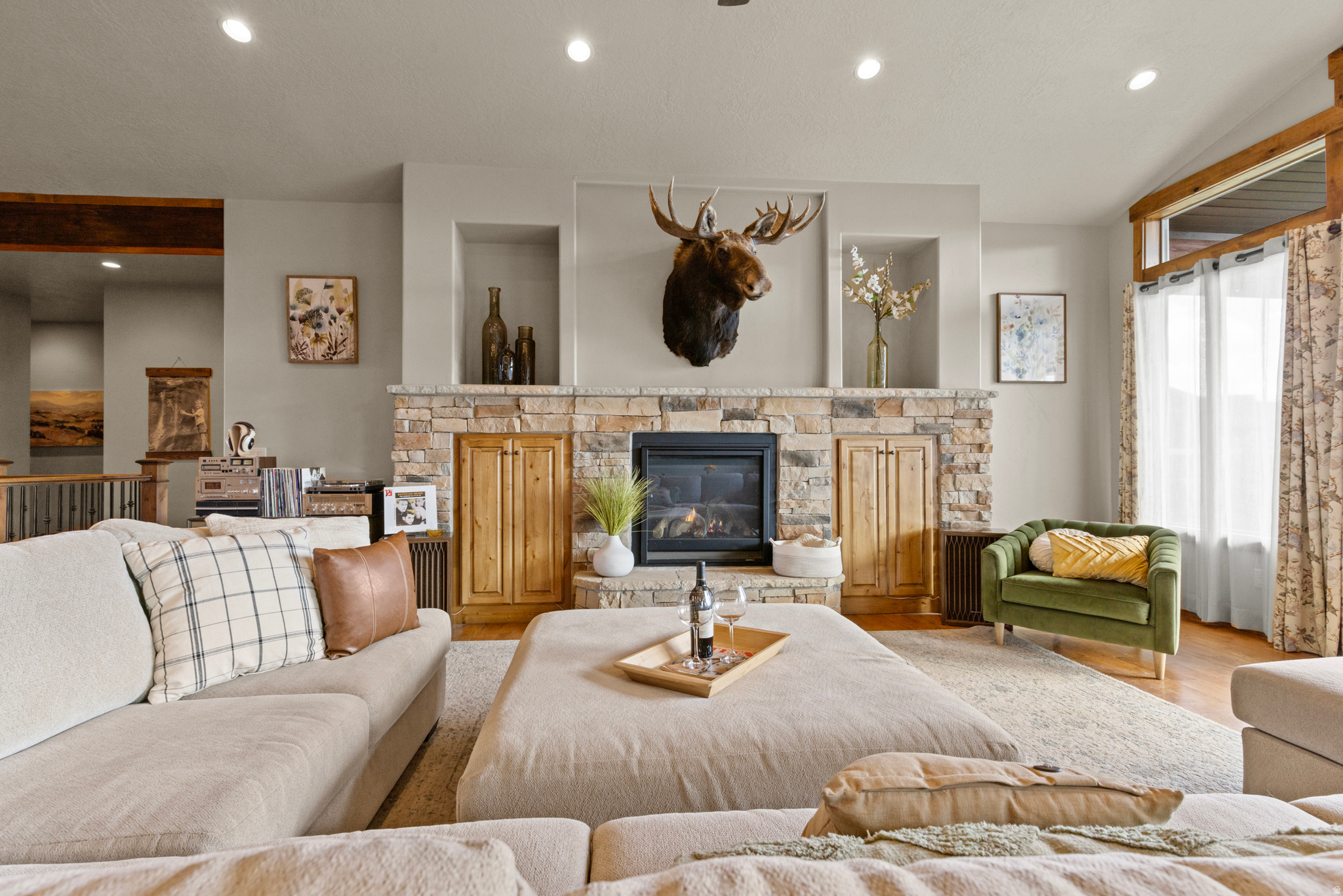 SUMMIT HAVEN - Residential