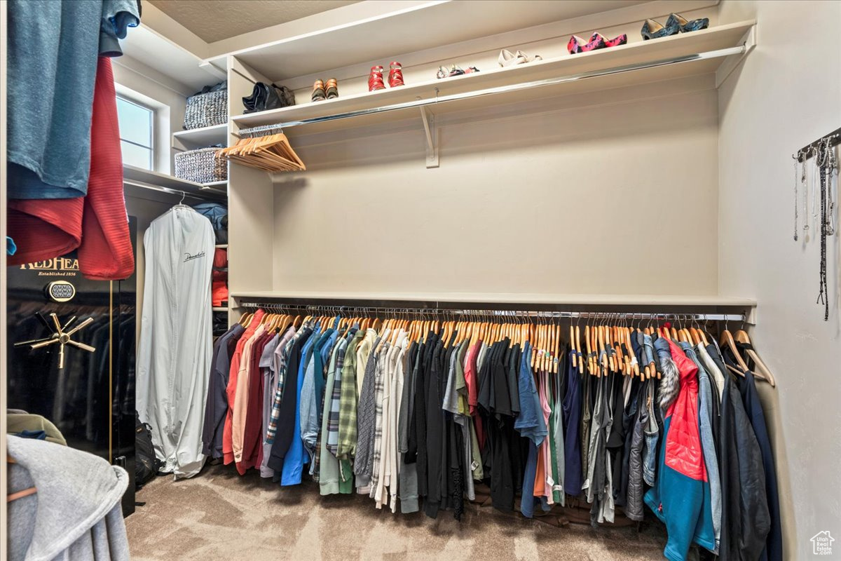 SUMMIT HAVEN - Residential