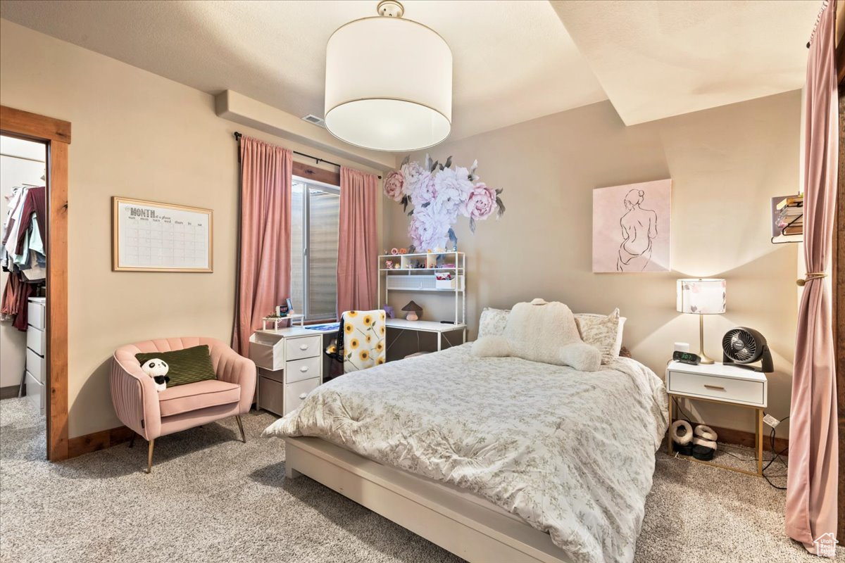 SUMMIT HAVEN - Residential