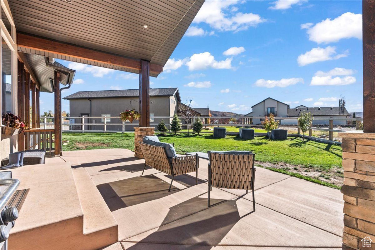 SUMMIT HAVEN - Residential