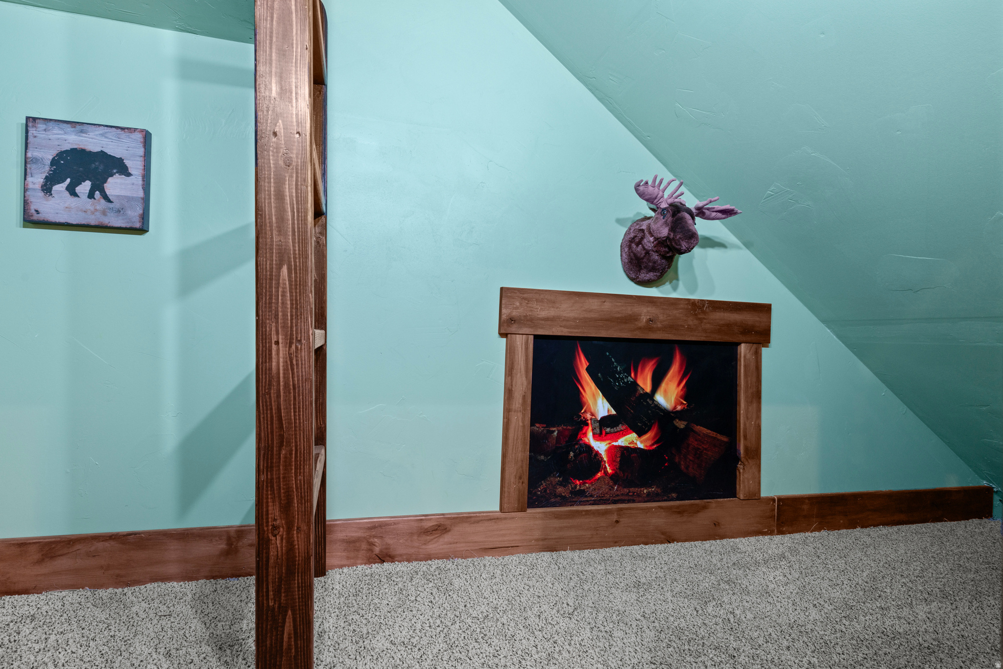 SUMMIT HAVEN - Residential