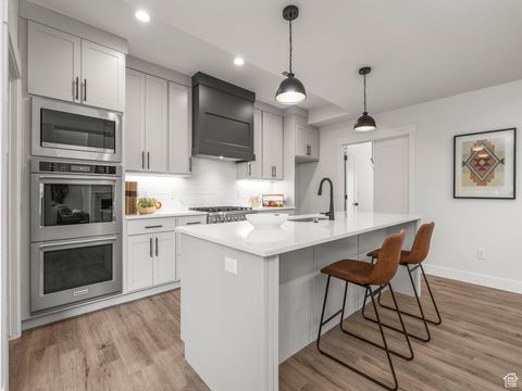 Tiny photo for 804 W 900 S, Springville, UT 84663 (MLS # 2070632)
