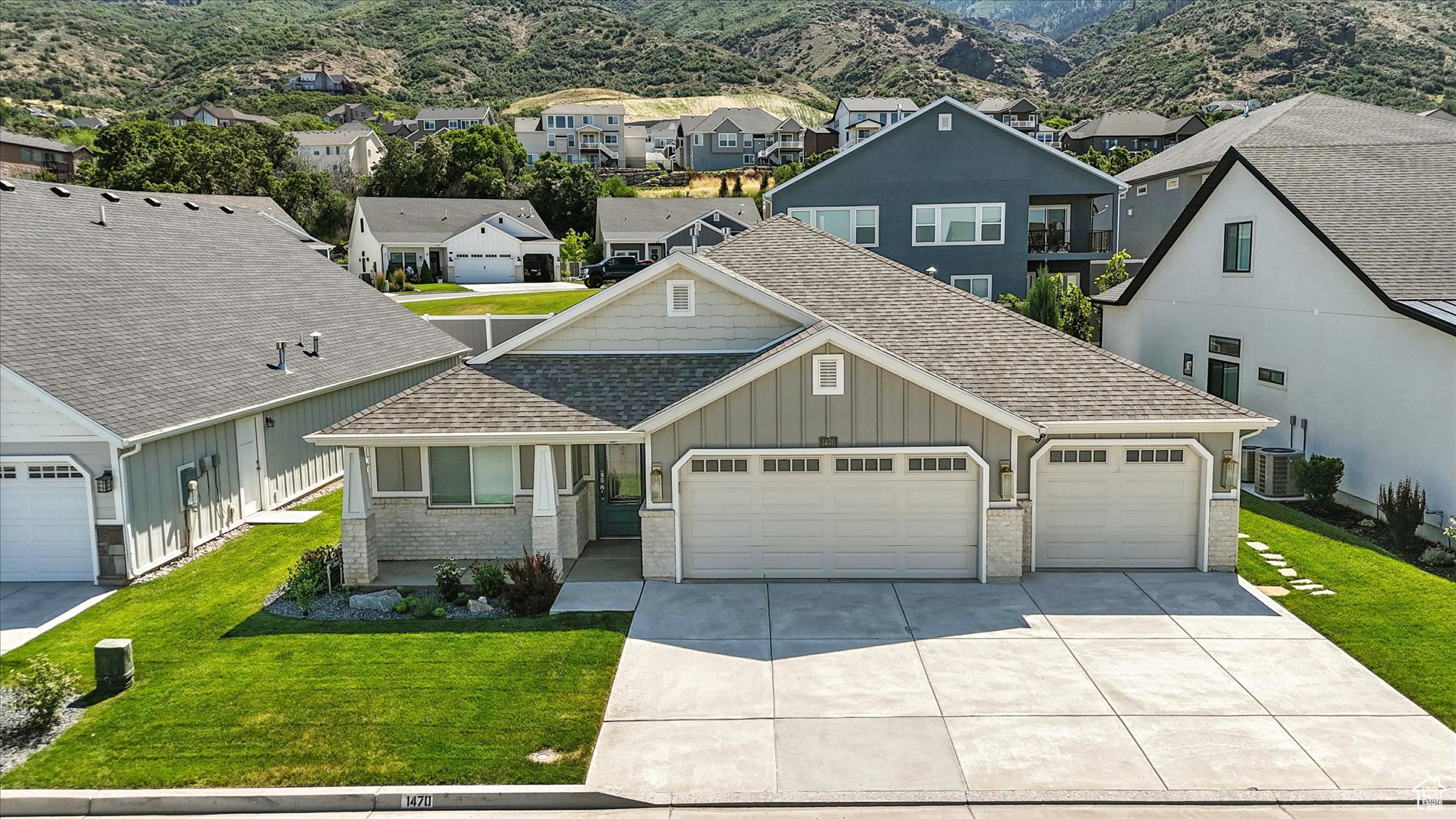 ORCHARD RIDGE ESTATES - Residential