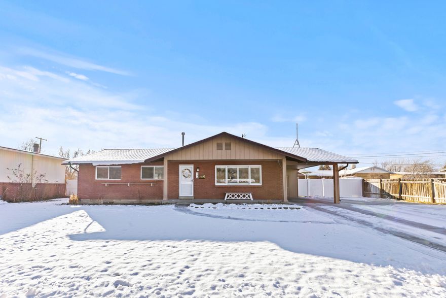 This Brigham City gem sits on a spacious lot in a quiet neighborhood with the perfect mix of comfort and curb appeal. Great layout, tons of natural light, and a backyard made for summer nights and weekend fun. Stove & Dryer have both electric and gas hook ups.