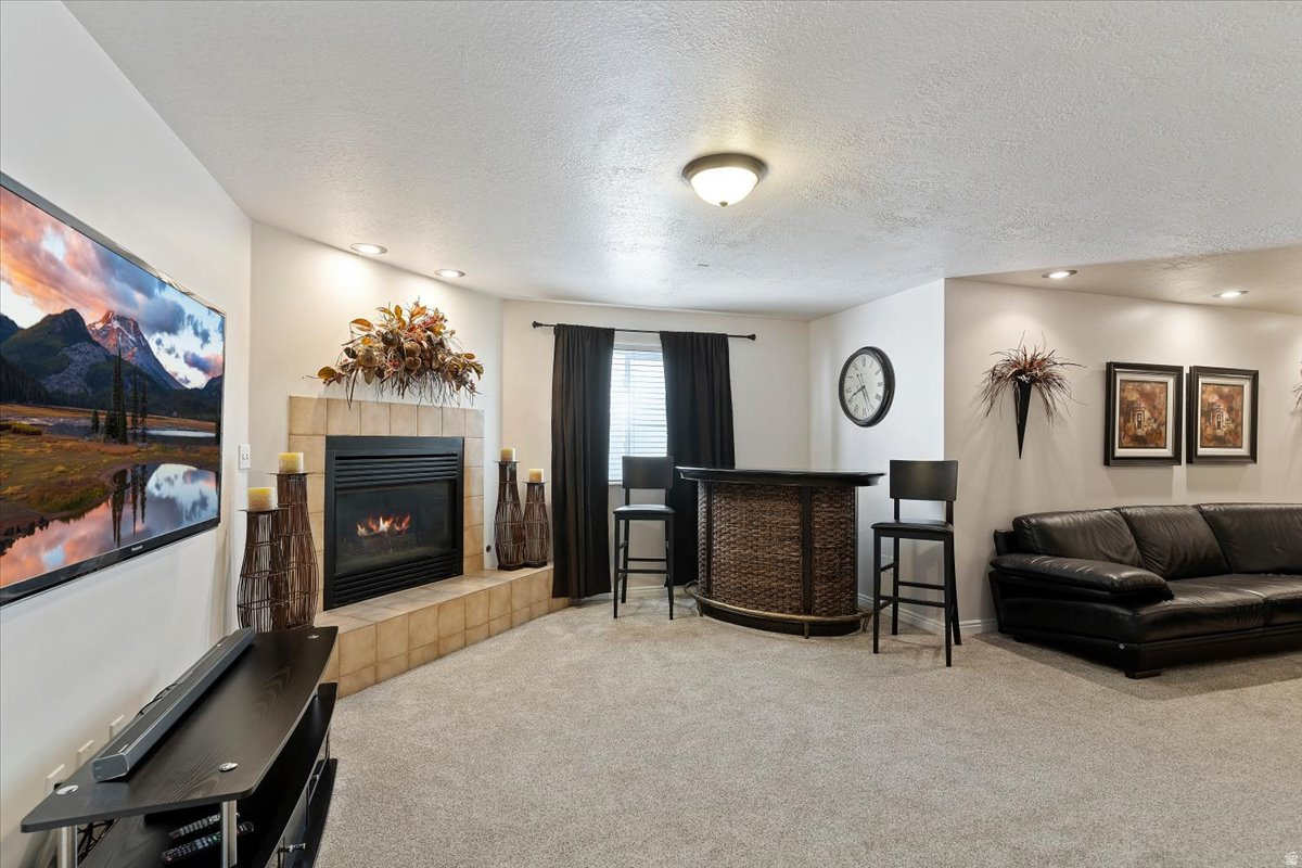 SHADOWING OAKS PHASE 3 - Residential