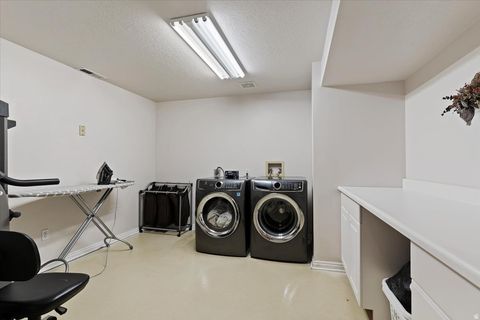 Tiny photo for 1924 N 2000 E, Layton, UT 84040 (MLS # 2149115)