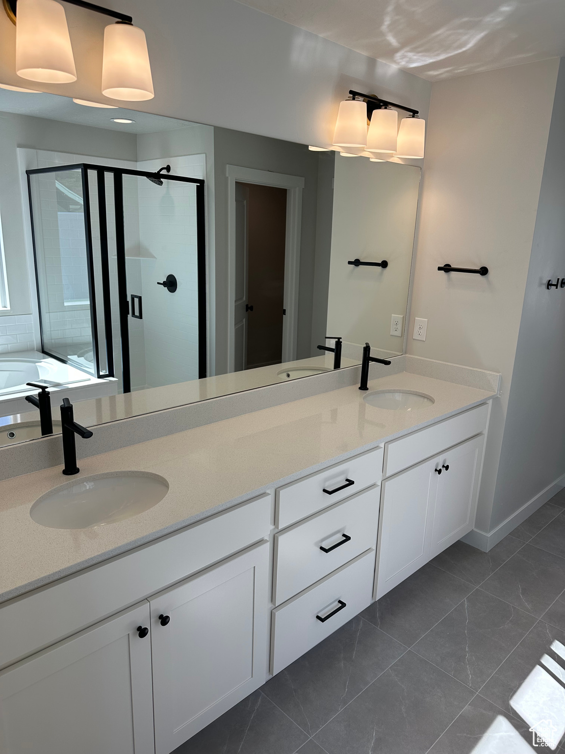 HIDDEN HOLLOW - Residential