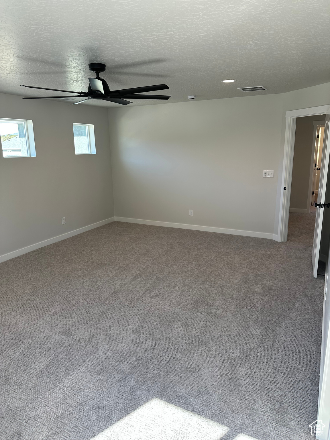 HIDDEN HOLLOW - Residential