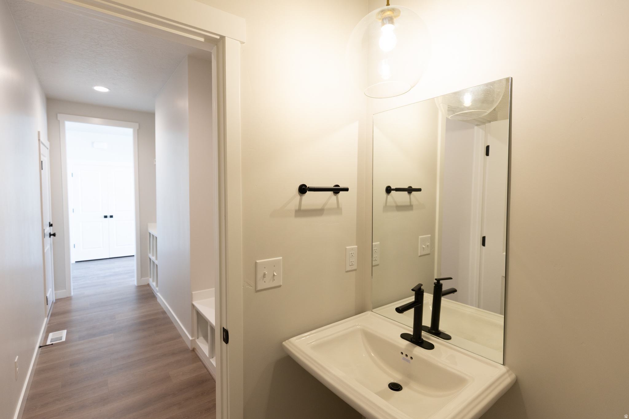 HIDDEN HOLLOW - Residential