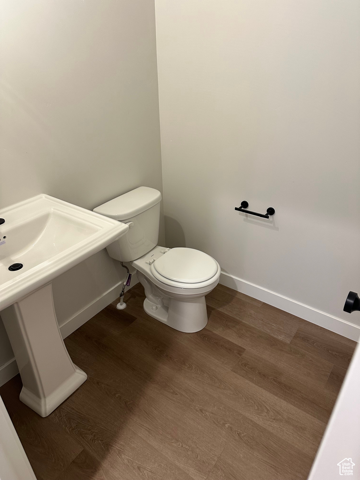 HIDDEN HOLLOW - Residential