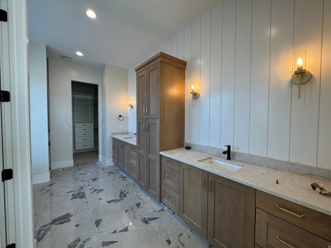 Tiny photo for 4456 S CLIMBER WHARF LN, Washington, UT 84780 (MLS # 2144945)