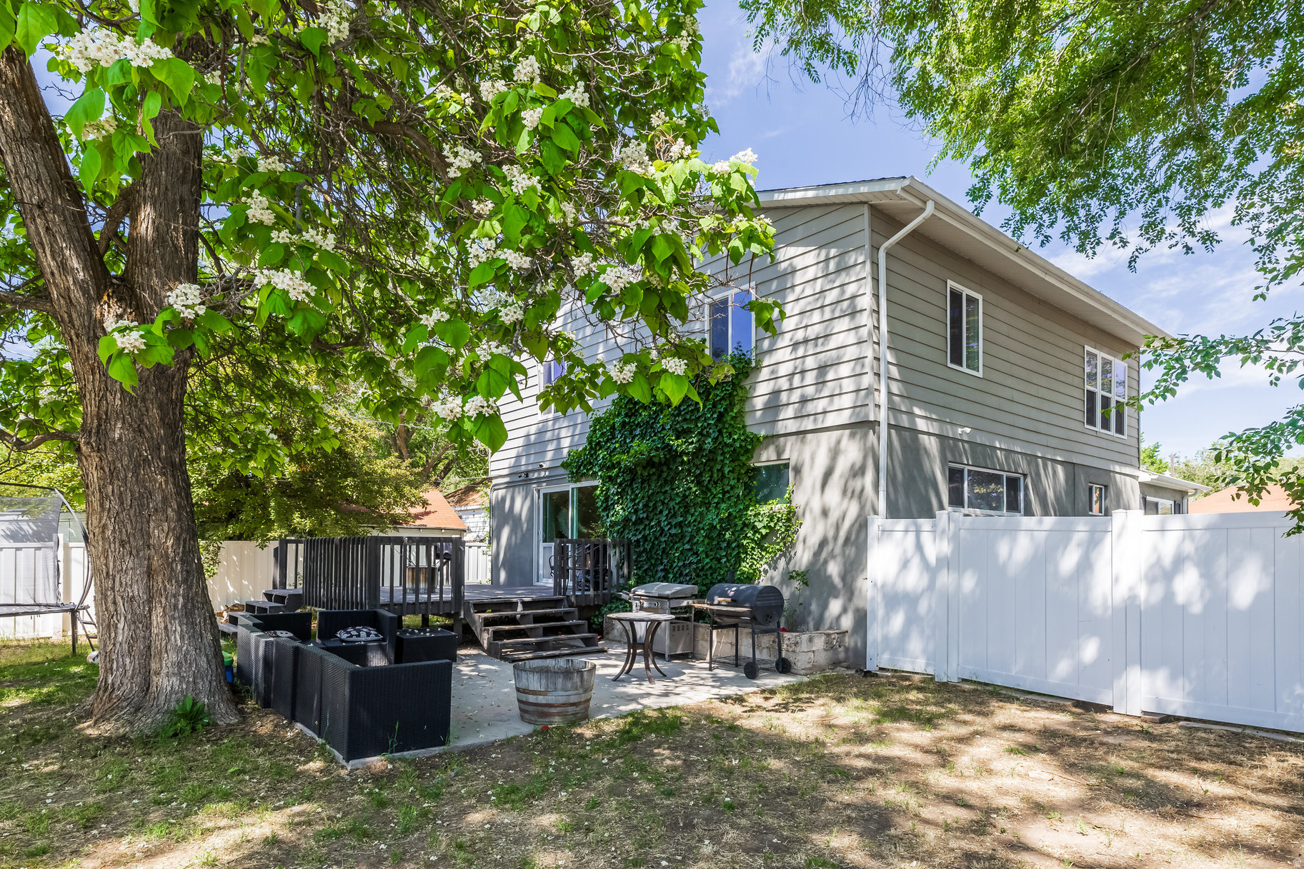 SMITH VILLAGE - Residential