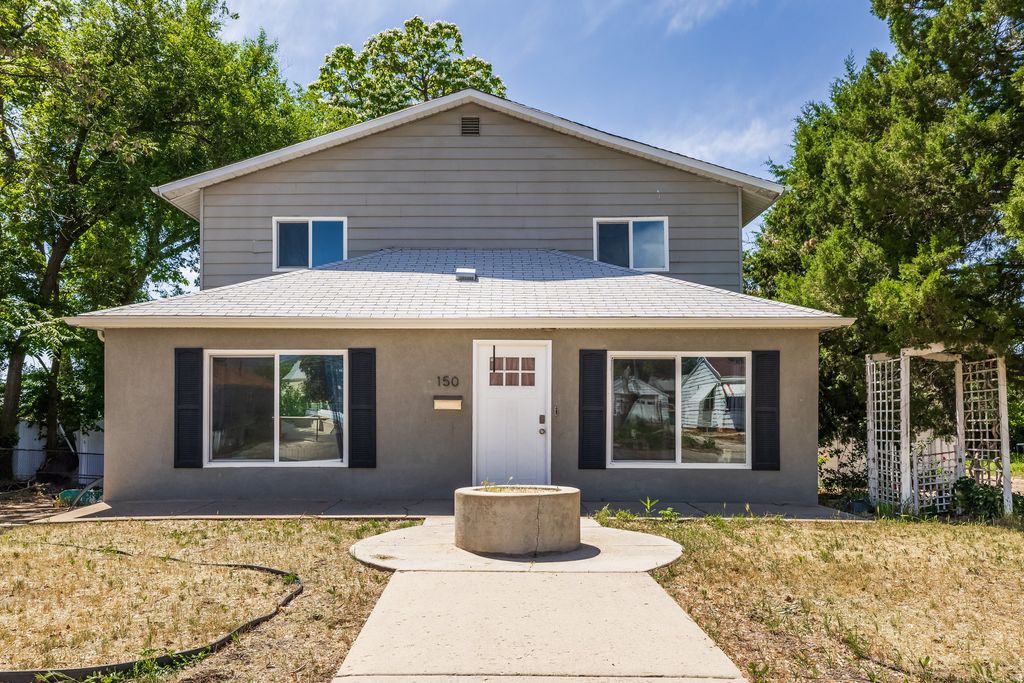 Photo of 150 S 450 E, Clearfield, UT 84015 (MLS # 2145660)