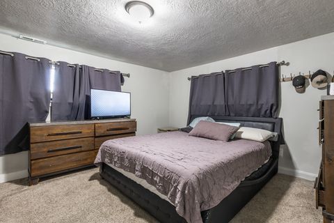 Tiny photo for 150 S 450 E, Clearfield, UT 84015 (MLS # 2145660)