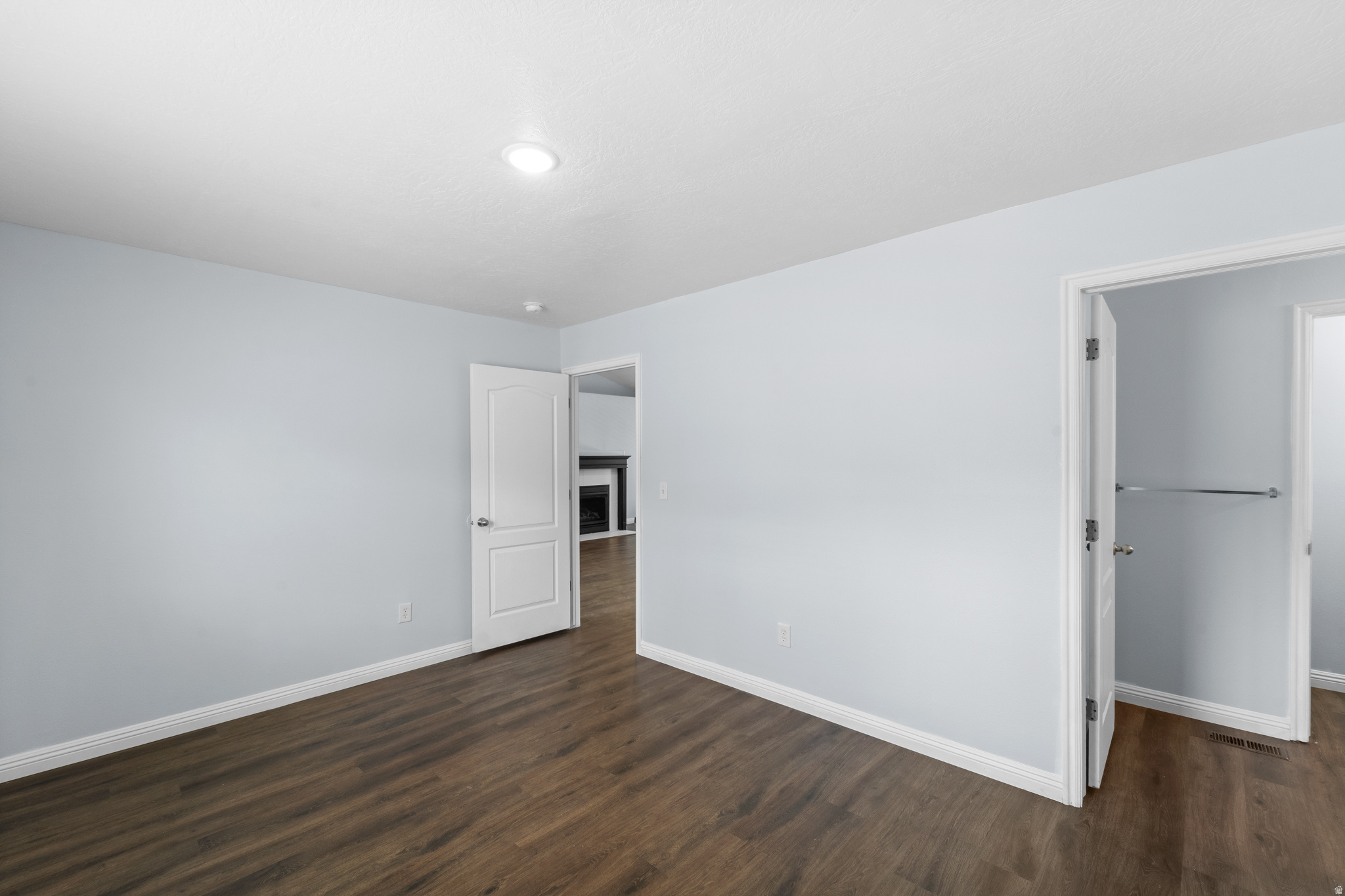 LAKE MOUNTAIN ESTATES - Residential