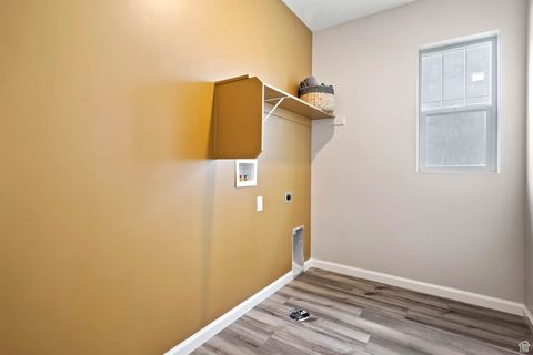 Tiny photo for 11654 GANNETT WAY S #555, South Jordan, UT 84009 (MLS # 2118914)